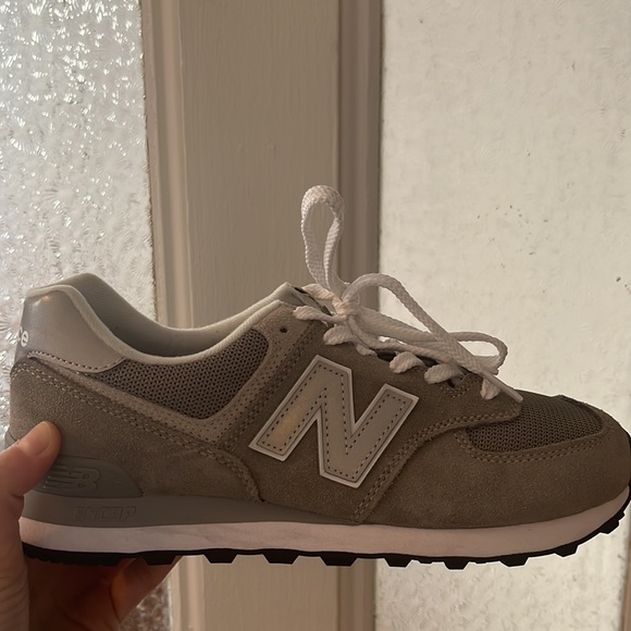New Balance 574 (Gray) - Picture 4 of 6